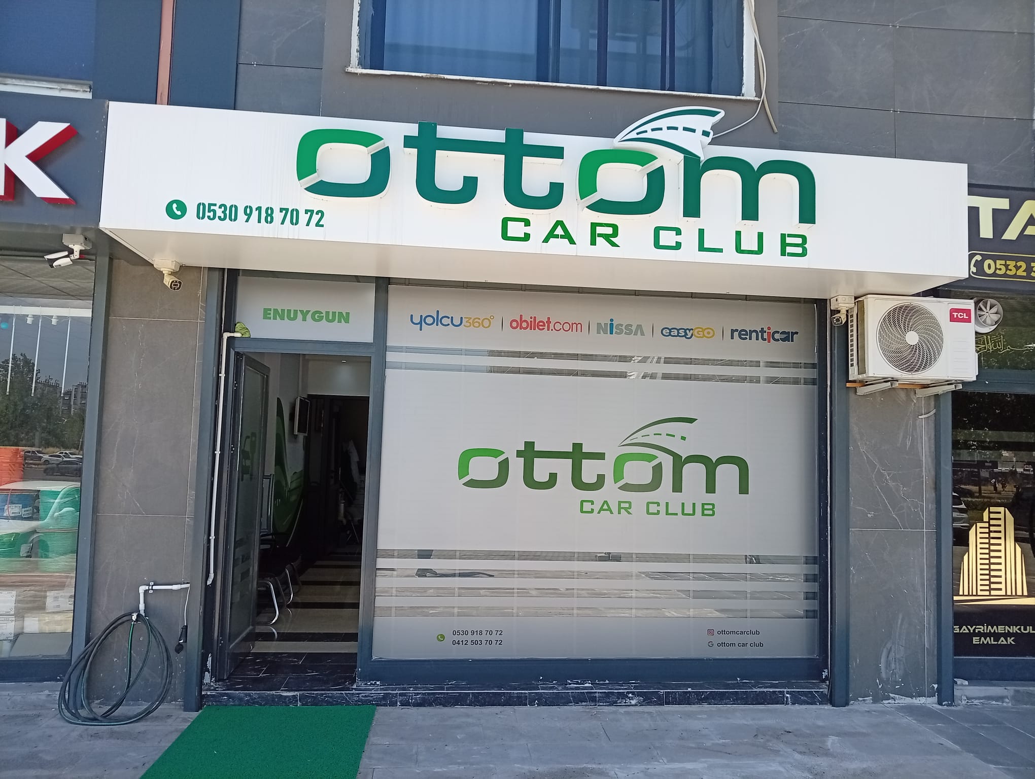 Ottomcar - Araç Kiralama & Rent A Car - Fotoğraf 0